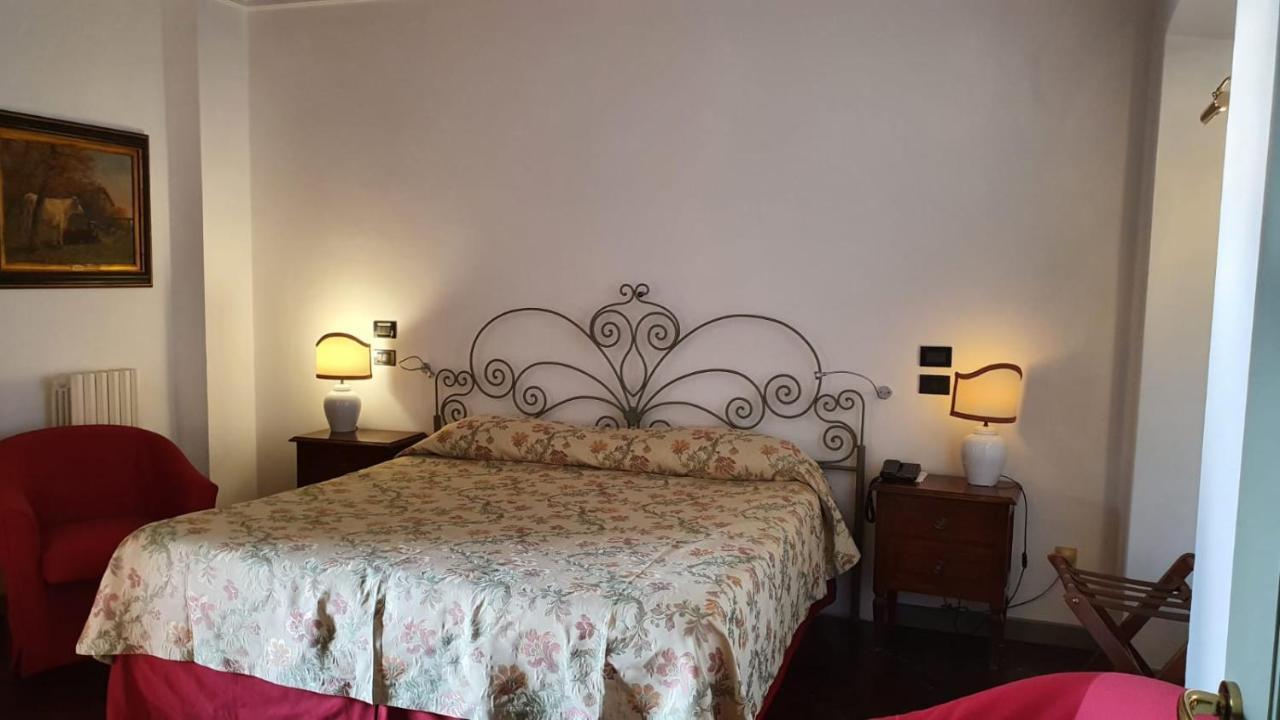 Relais I Due Roccoli Hotel Iseo Szoba fotó