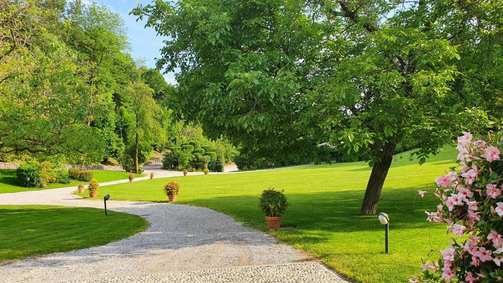 Relais I Due Roccoli Hotel Iseo Kültér fotó